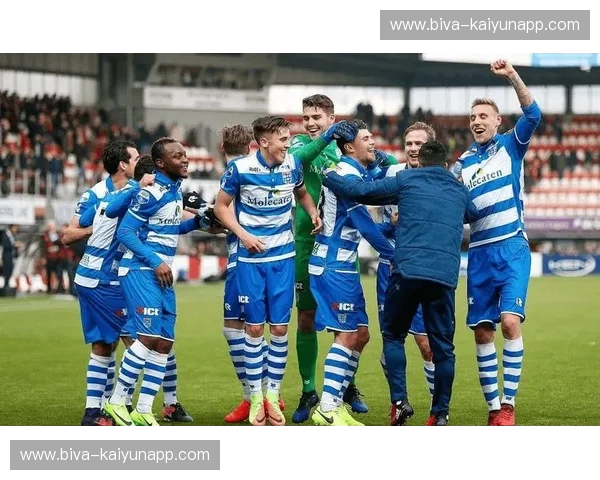 绿茵场上的“普罗旺斯”与“莱茵河畔的狂想”：门兴格拉德巴赫与霍芬海姆的足球碰撞